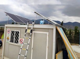 Placa solar aislada Placa solar aislada